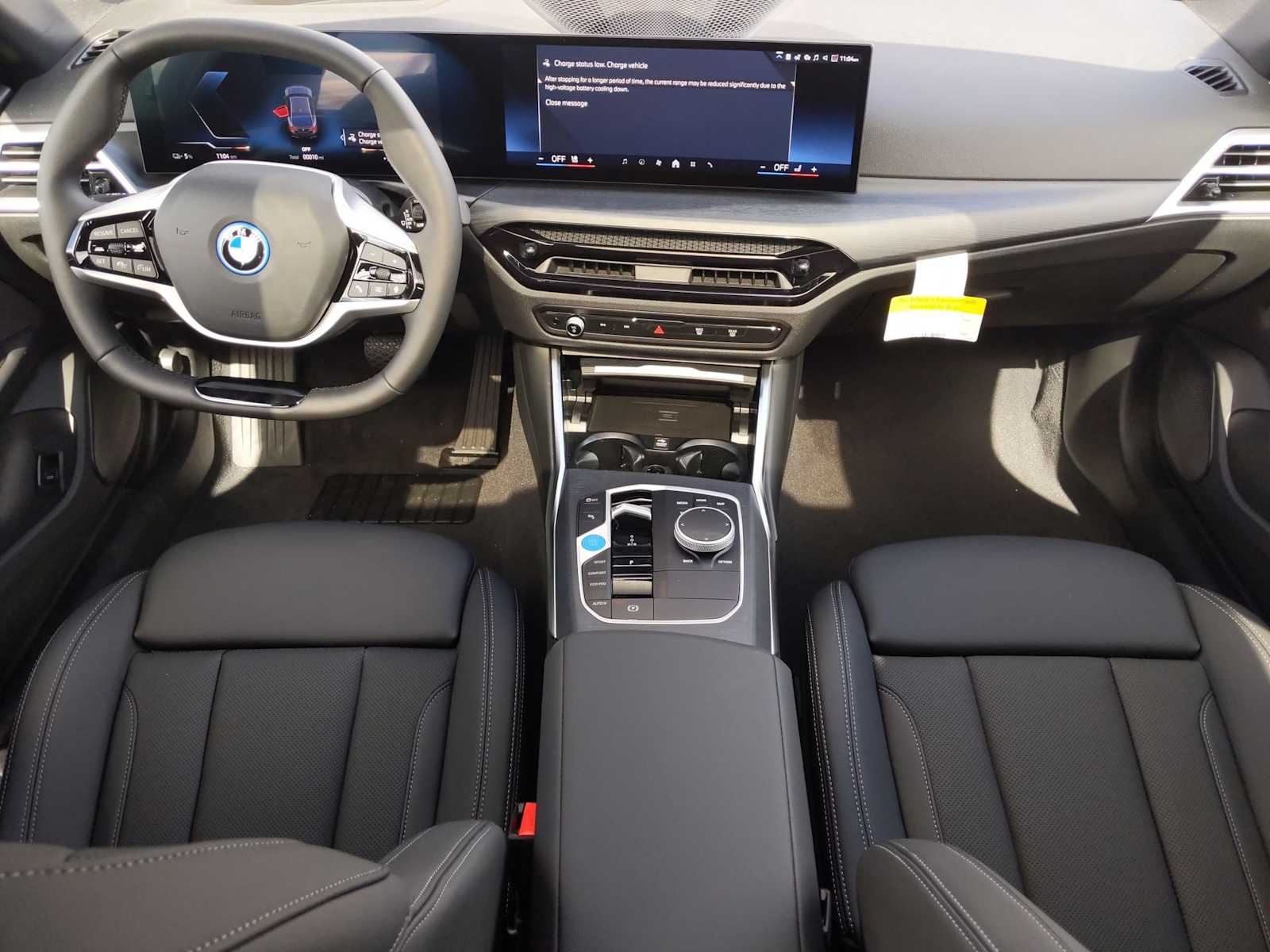 Thumbnail: 2025 BMW i4 - 15