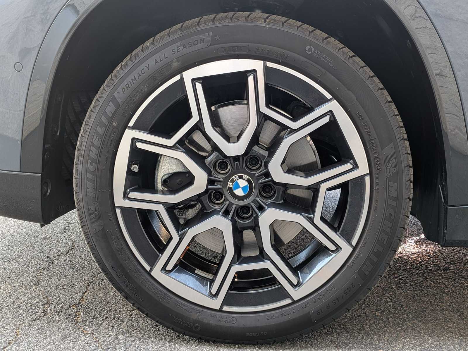 Thumbnail: 2025 BMW X1 - 14