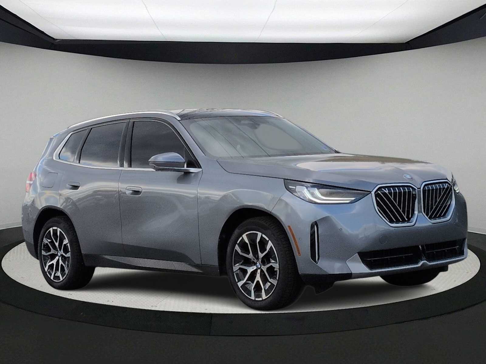 Thumbnail: 2026 BMW X3 - 2