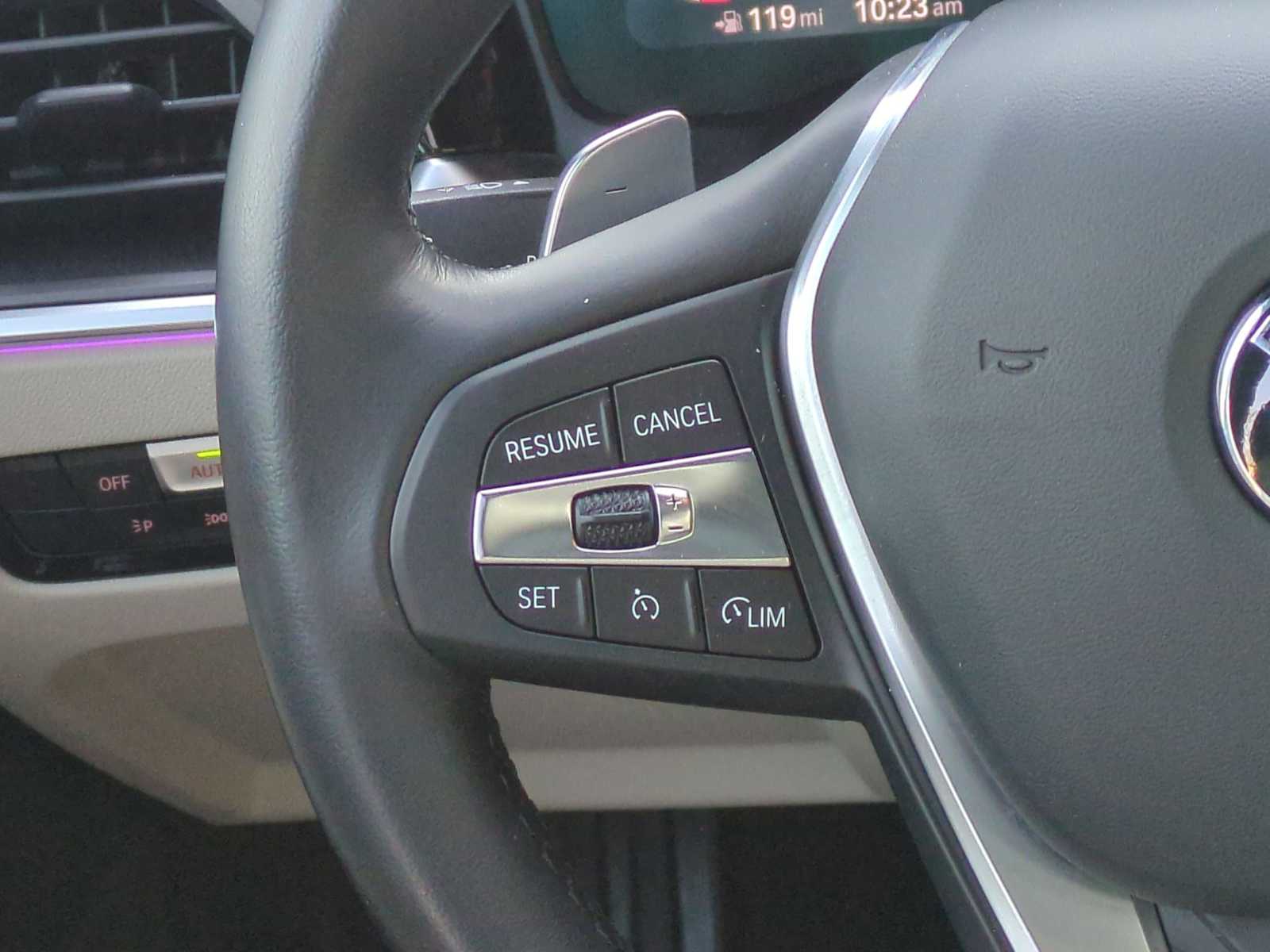 Thumbnail: 2022 BMW 3 Series - 25