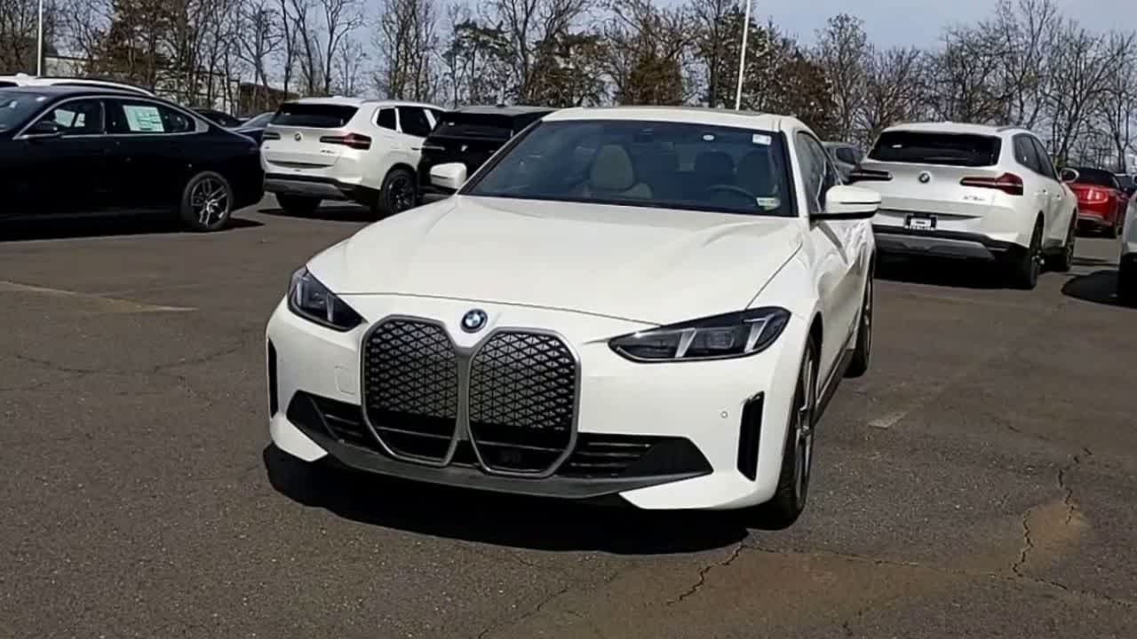 Thumbnail: 2025 BMW i4 - 3