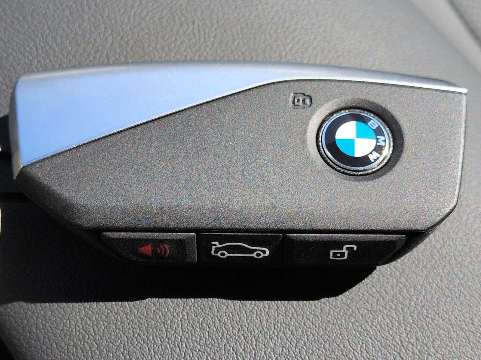 Thumbnail: 2026 BMW X5 - 38