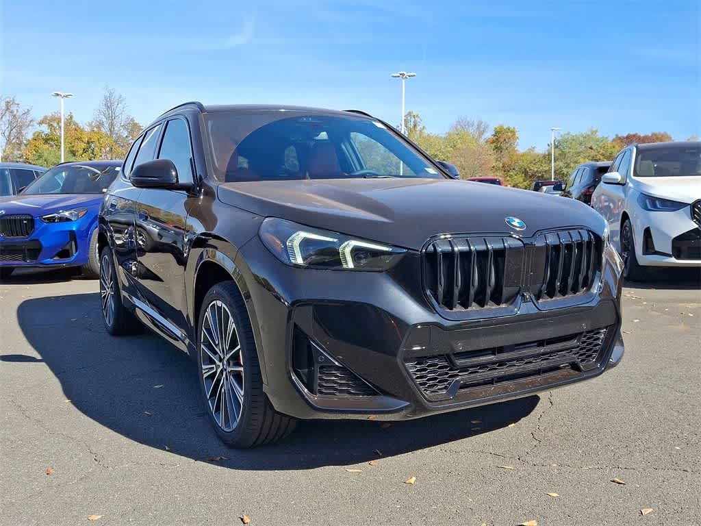 Thumbnail: 2025 BMW X1 - 2