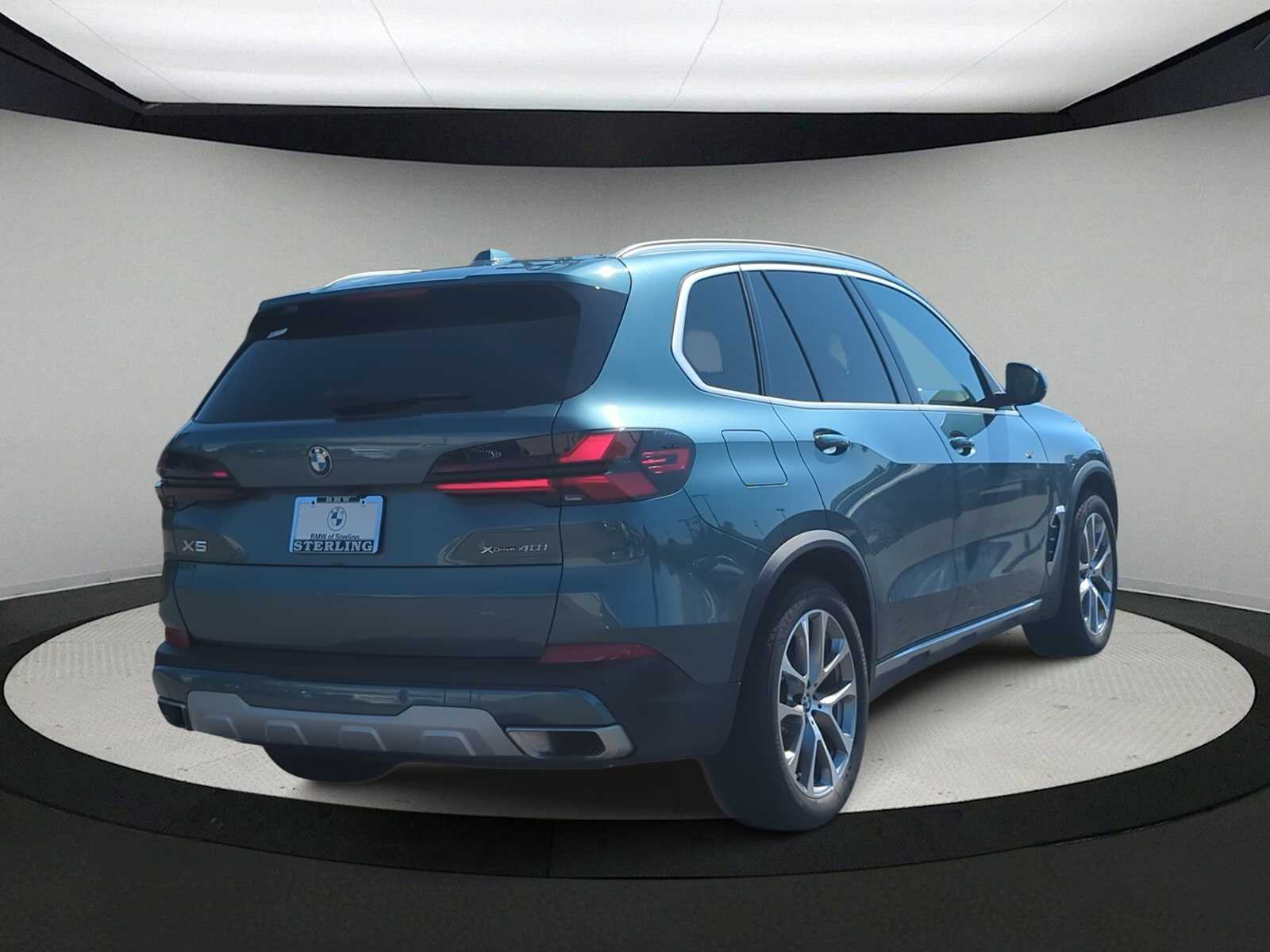 Thumbnail: 2025 BMW X5 - 8