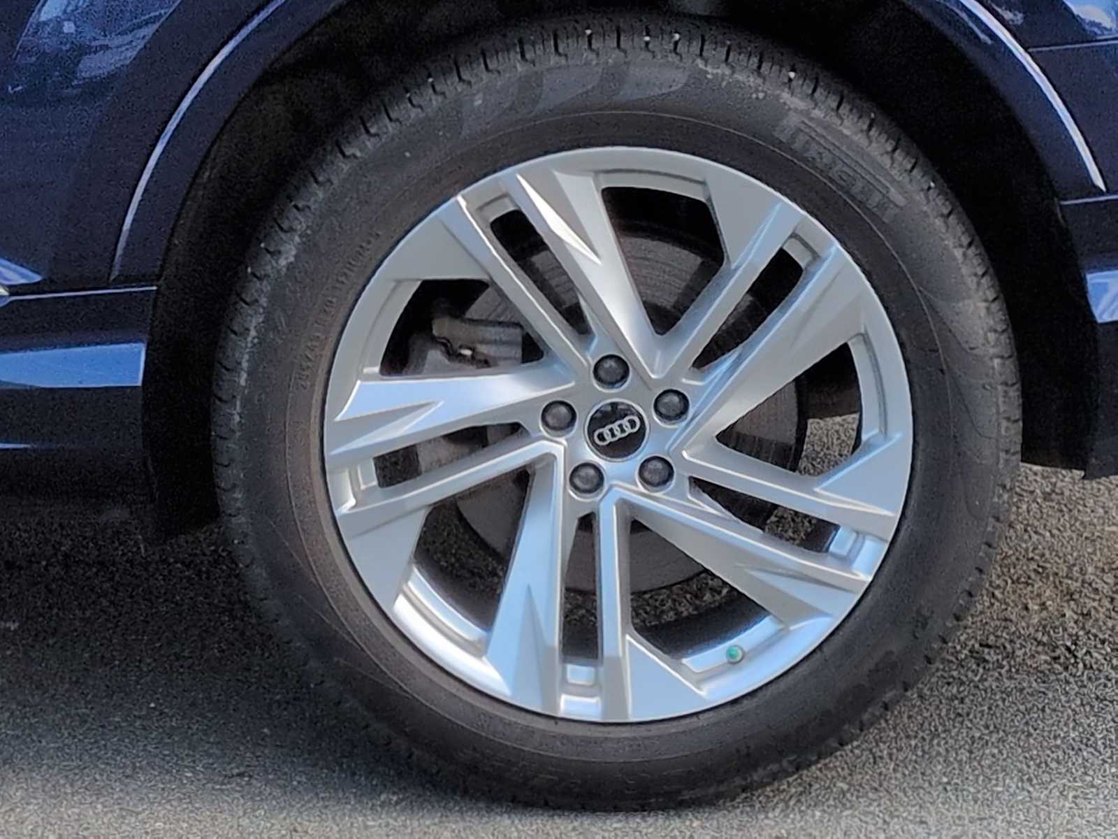 Thumbnail: 2022 Audi Q7 - 14