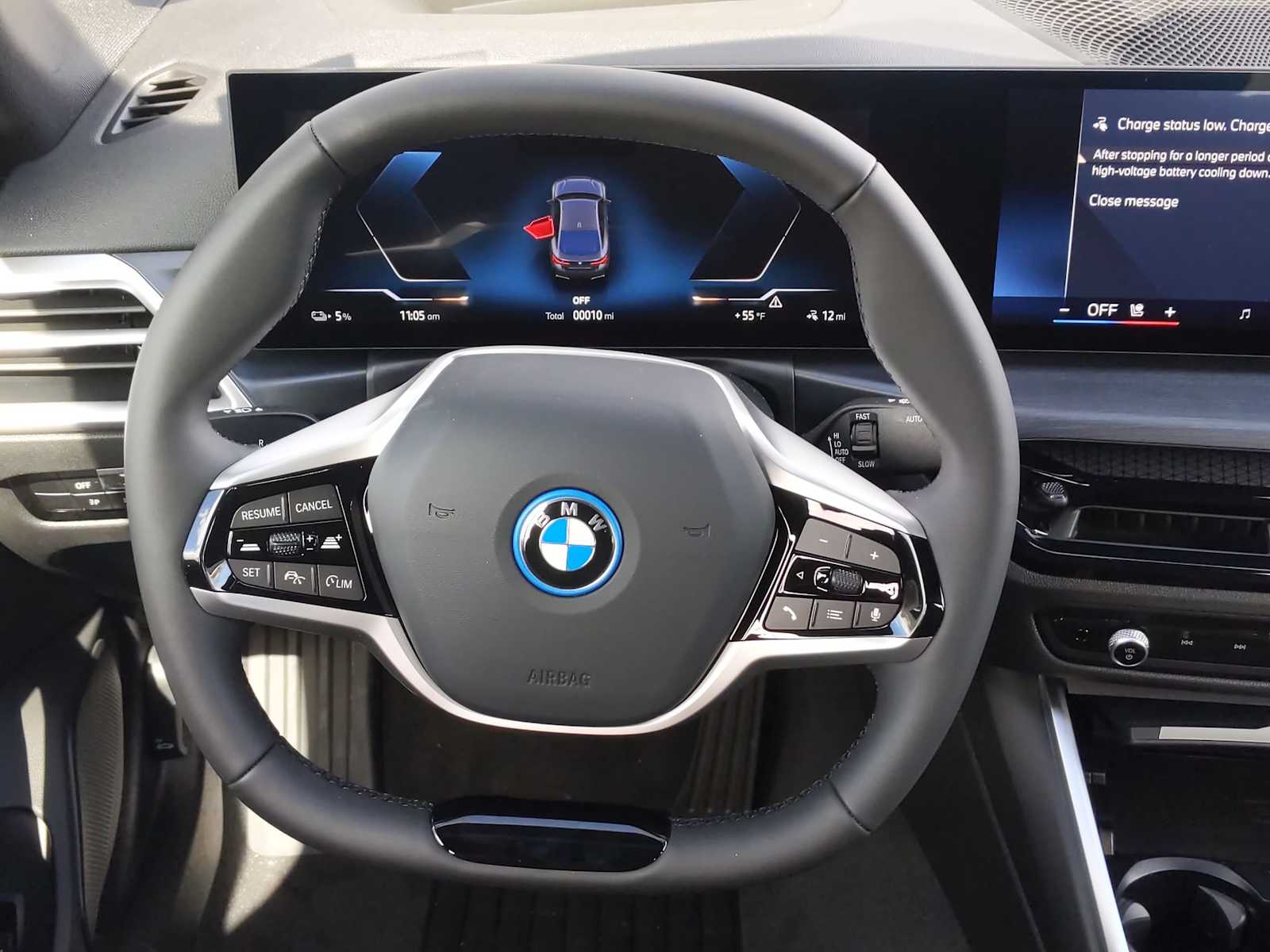 Thumbnail: 2025 BMW i4 - 24