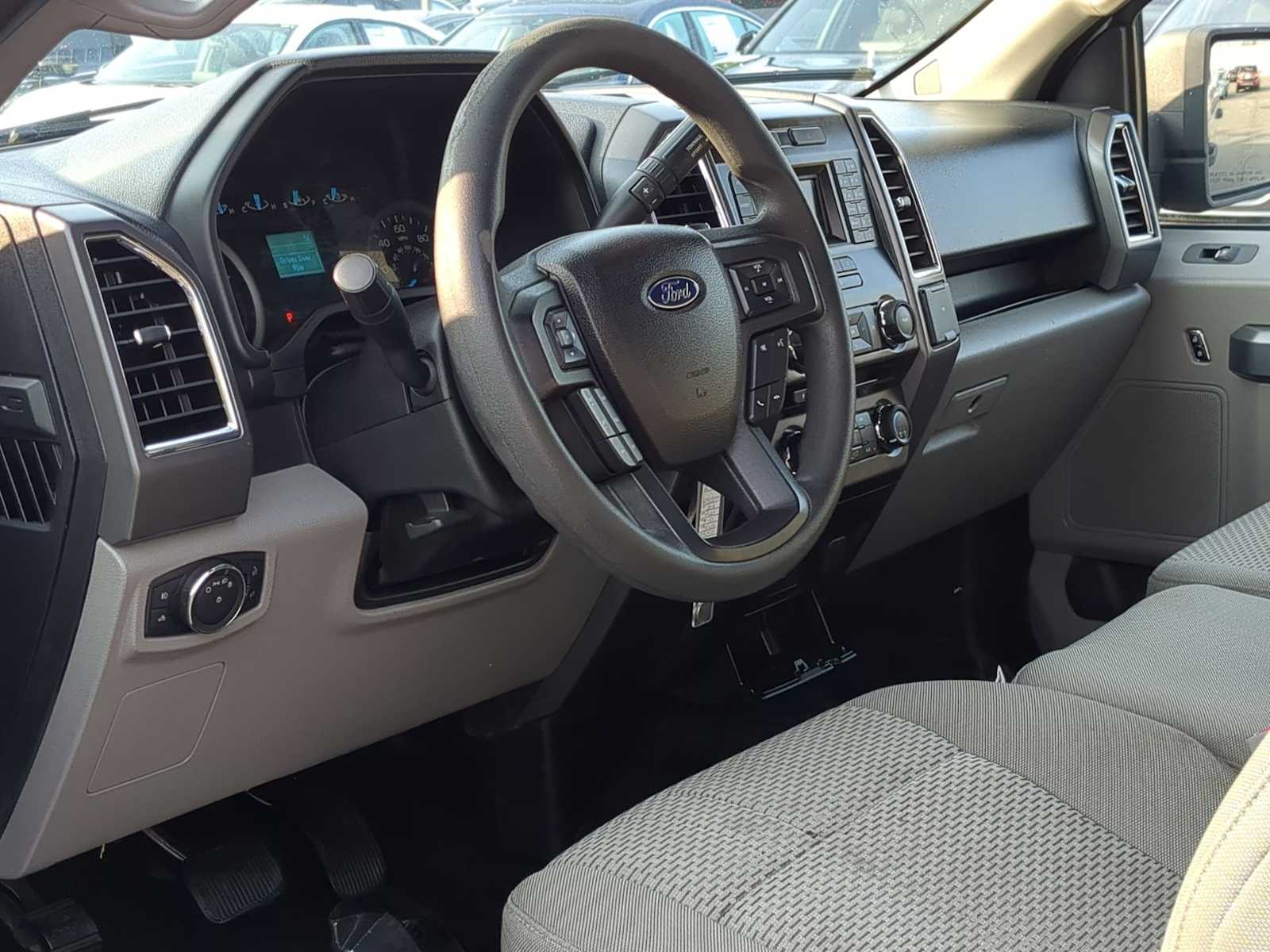 Thumbnail: 2016 Ford F-150 - 10