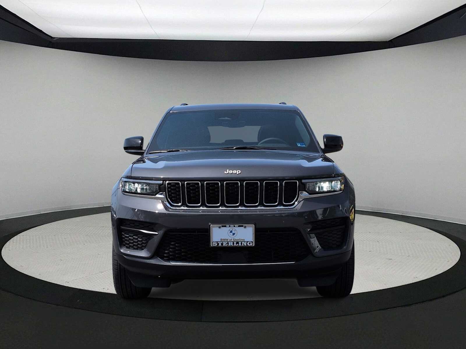 Thumbnail: 2025 Jeep Grand Cherokee - 3