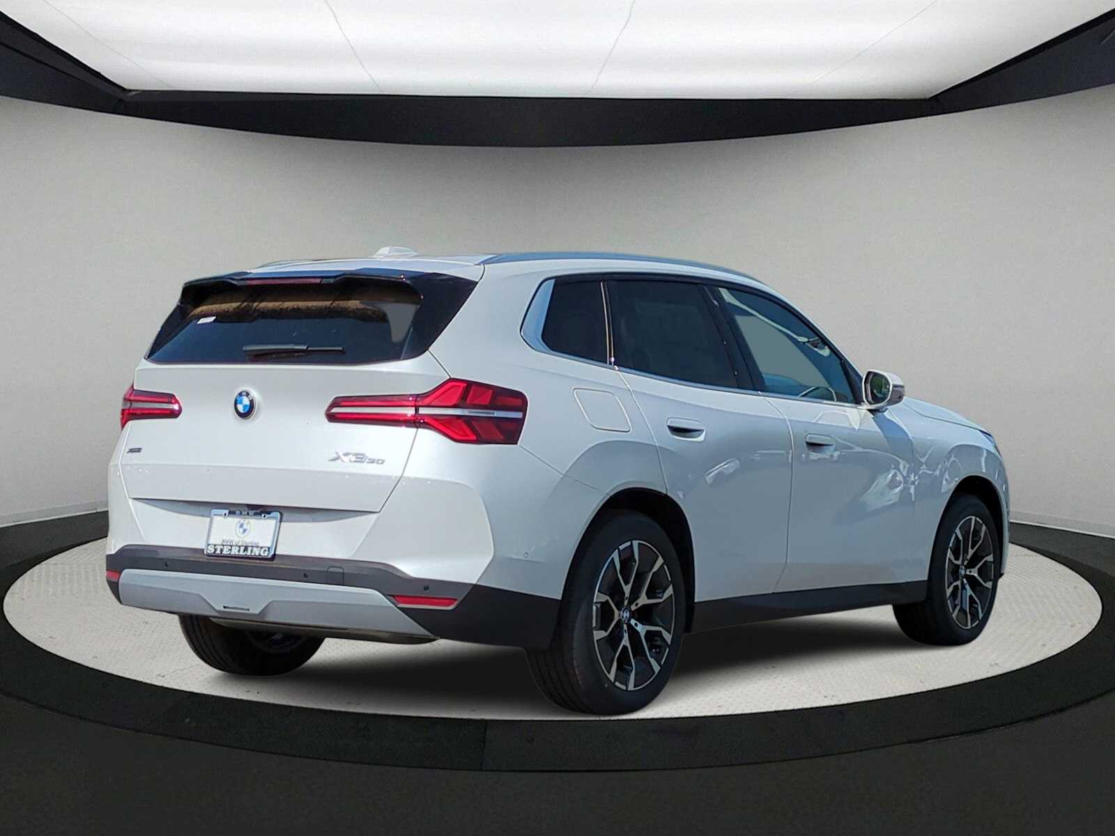 Thumbnail: 2025 BMW X3 - 8