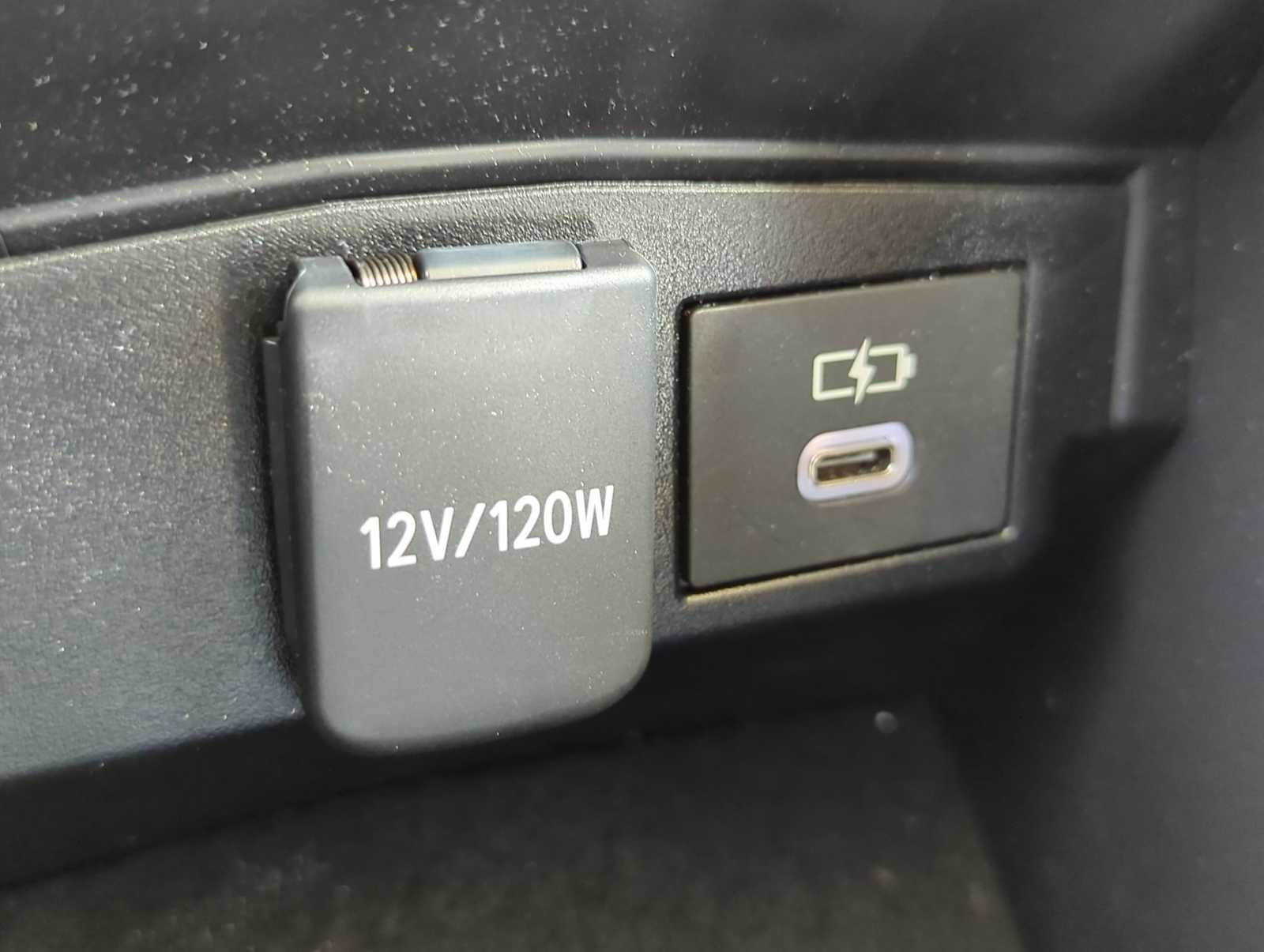 2024 Toyota Corolla LE 22
