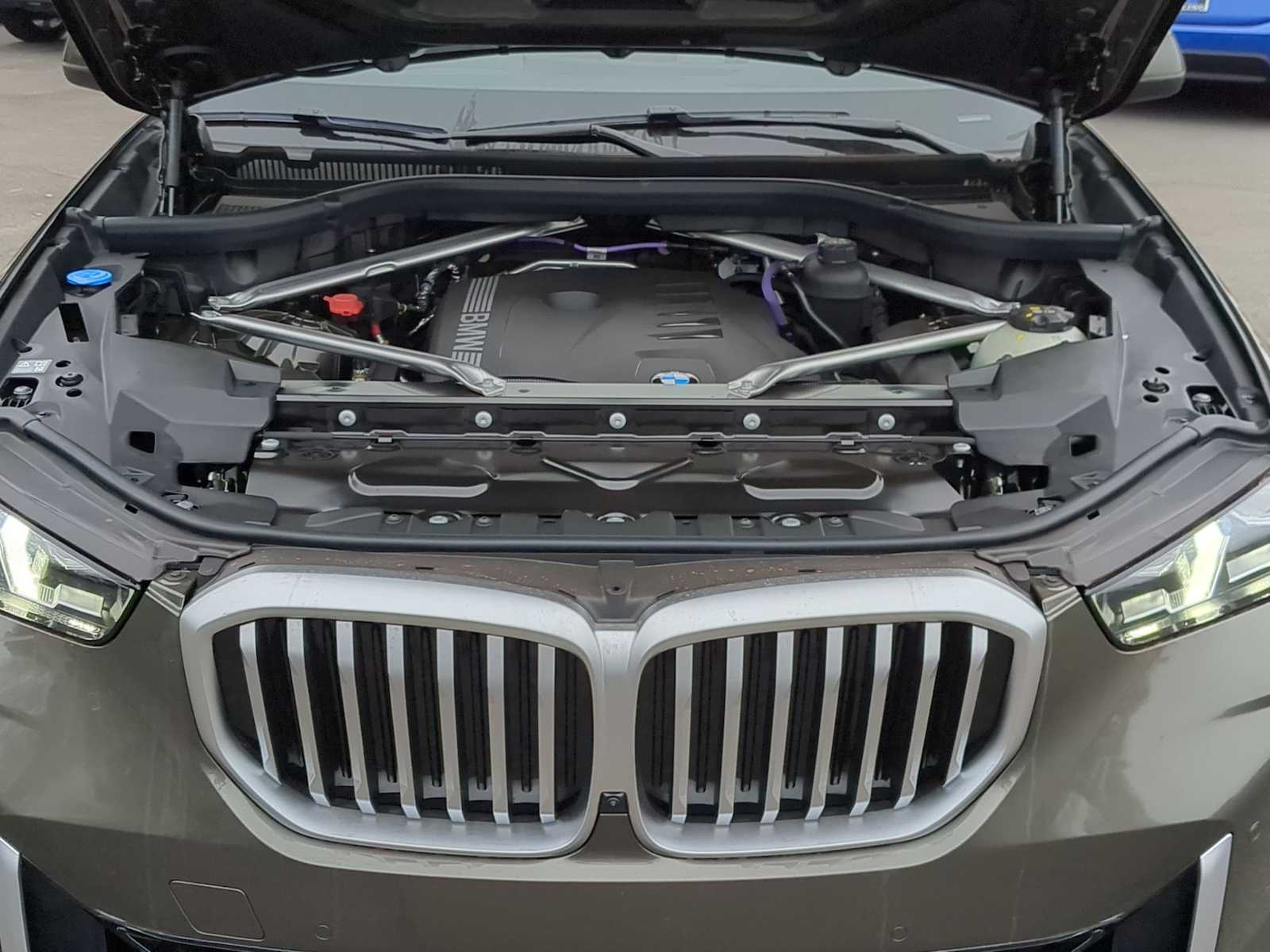 Thumbnail: 2026 BMW X5 - 15