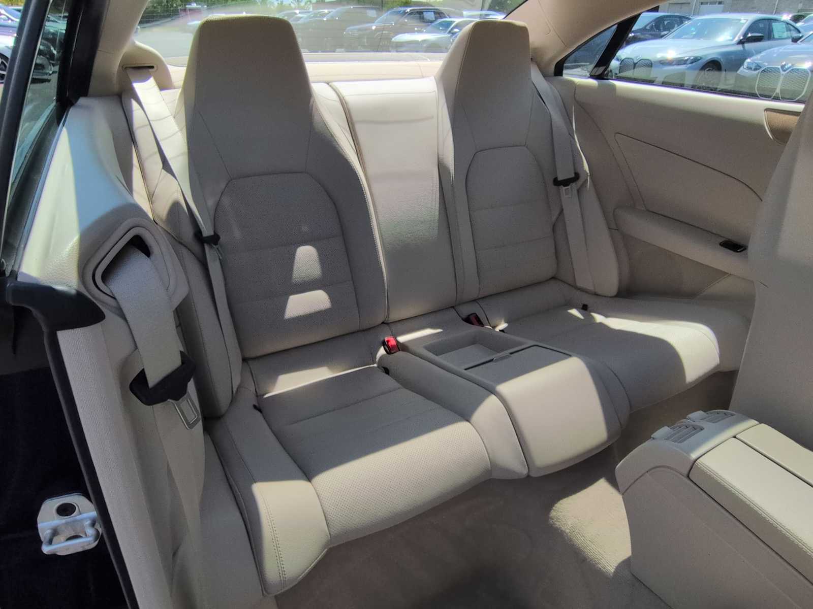 Thumbnail: 2015 Mercedes-Benz E-Class - 20