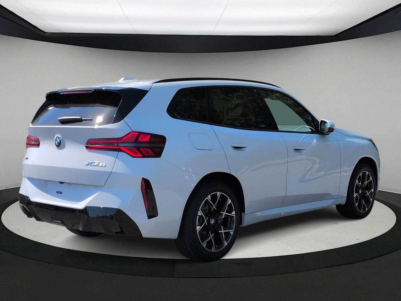 Thumbnail: 2026 BMW X3 - 8