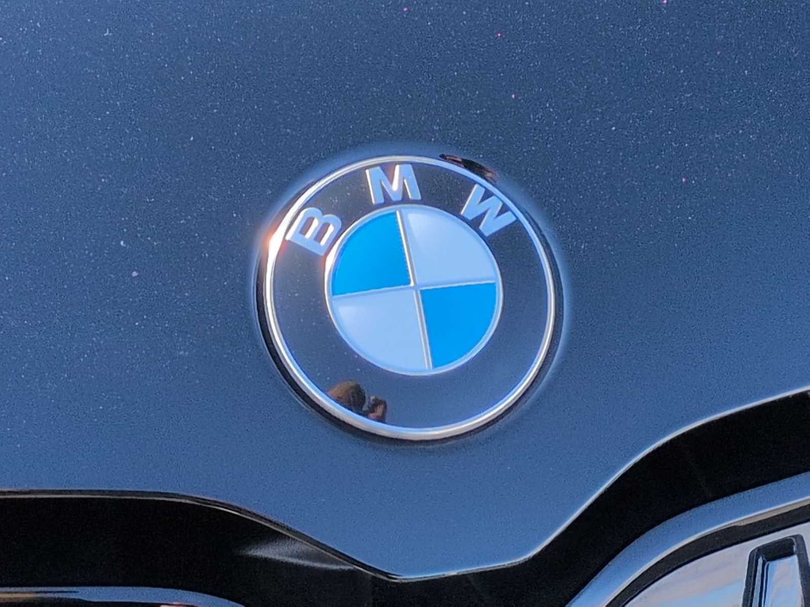 Thumbnail: 2025 BMW X1 - 10