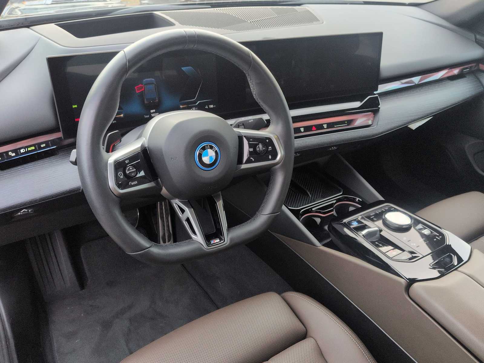 Thumbnail: 2025 BMW i5 - 10