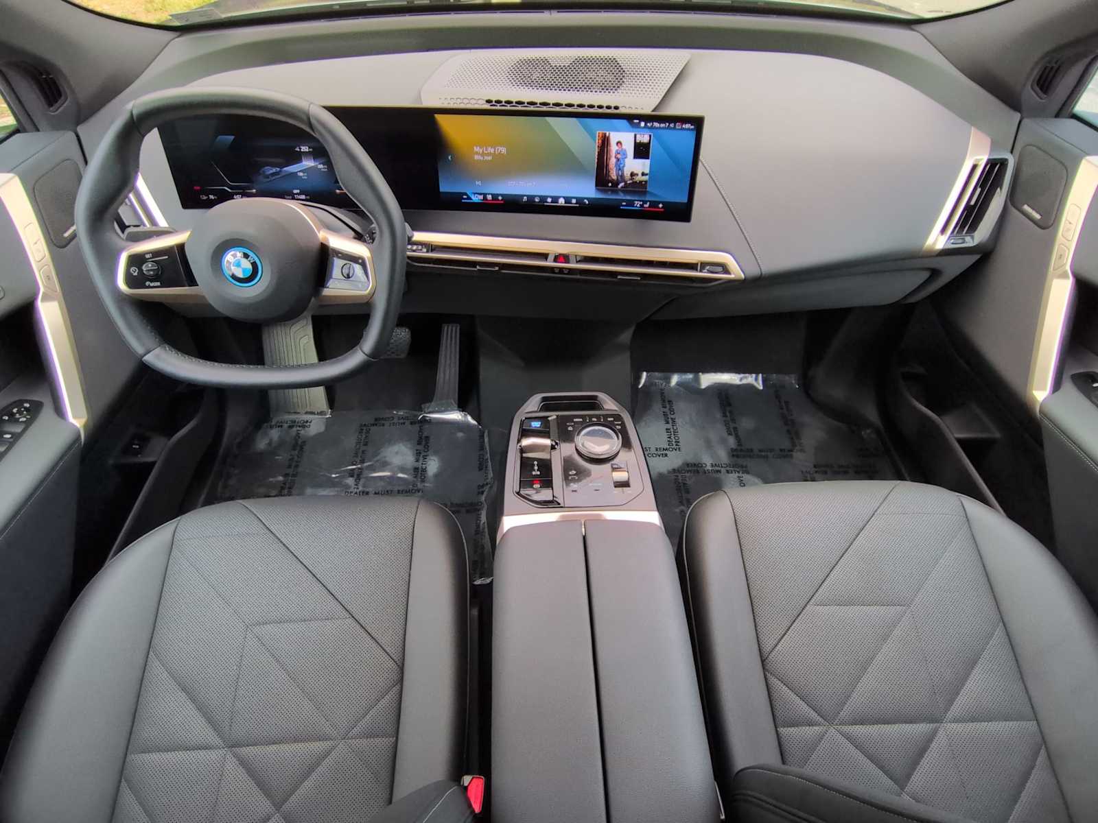 Thumbnail: 2025 BMW iX - 15