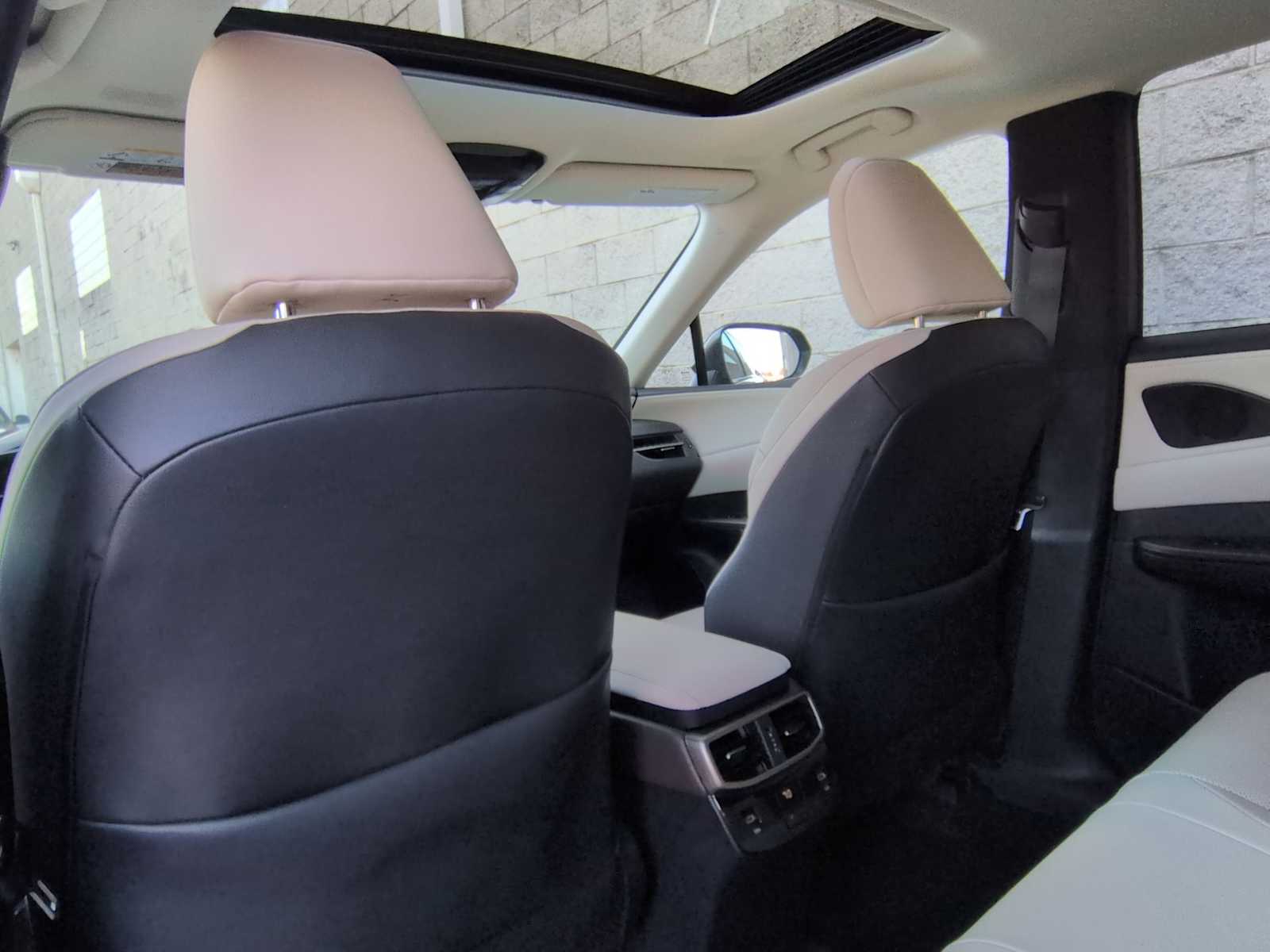 Thumbnail: 2023 Lexus RX - 19