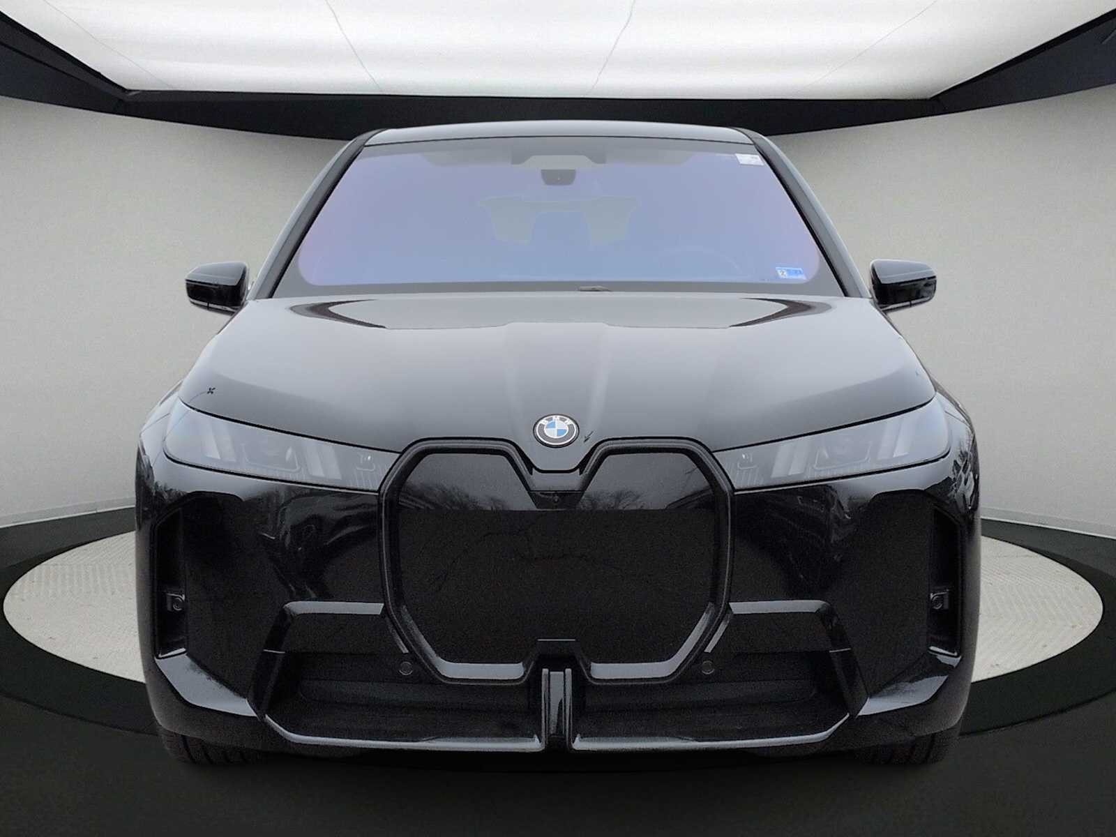 Thumbnail: 2026 BMW iX - 3