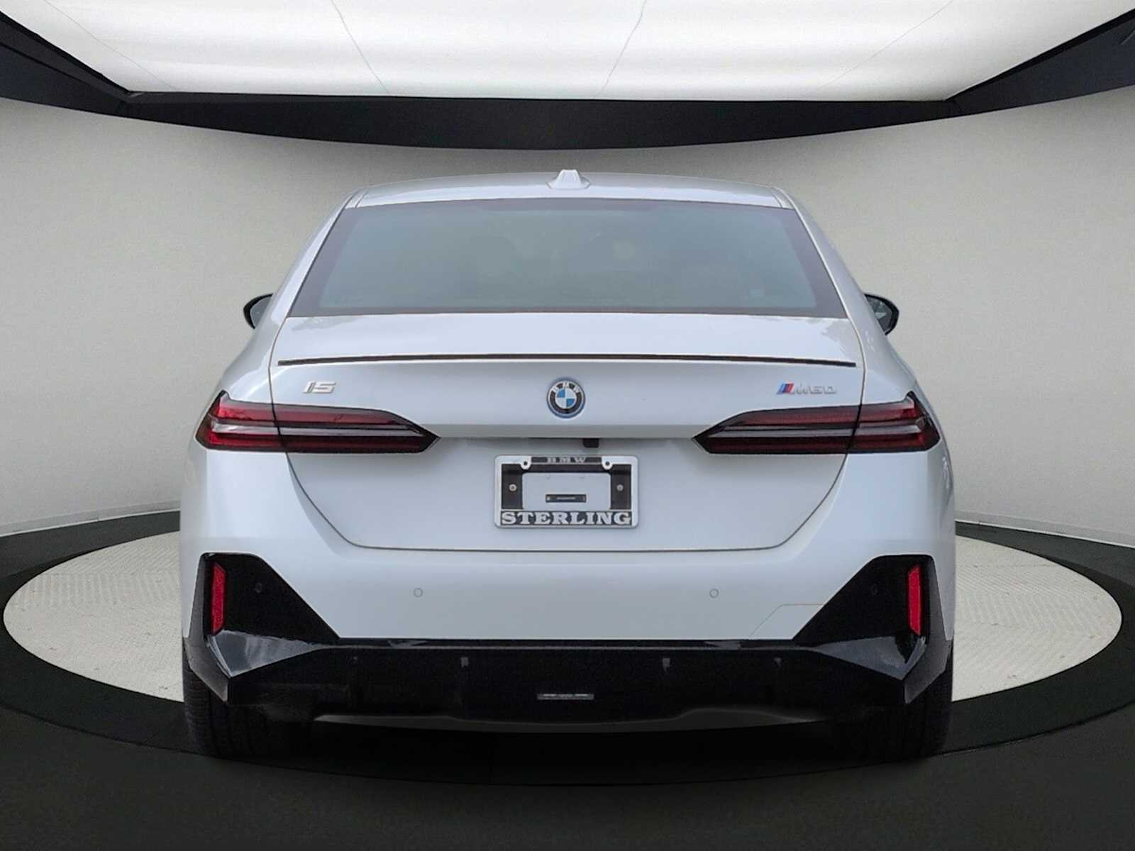 Thumbnail: 2026 BMW i5 - 7