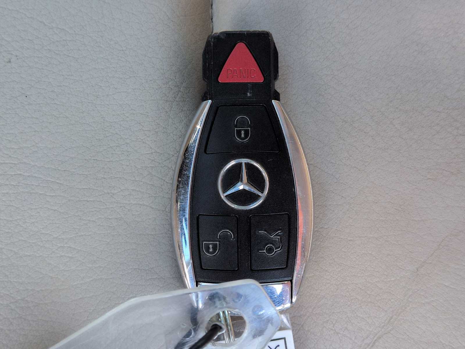 Thumbnail: 2015 Mercedes-Benz E-Class - 34