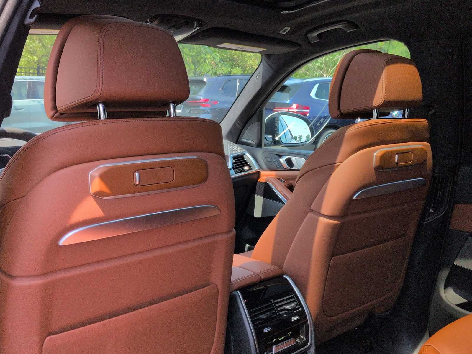 Thumbnail: 2027 BMW X7 - 19