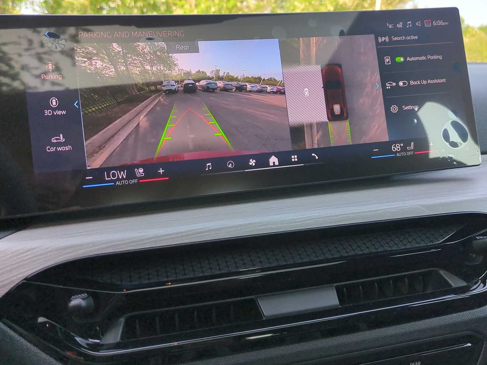 Thumbnail: 2025 BMW i4 - 32