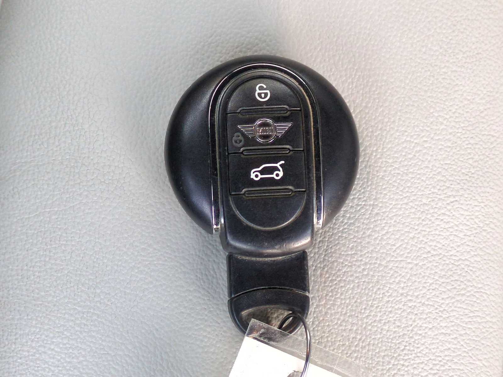 Thumbnail: 2019 MINI Cooper Convertible - 33