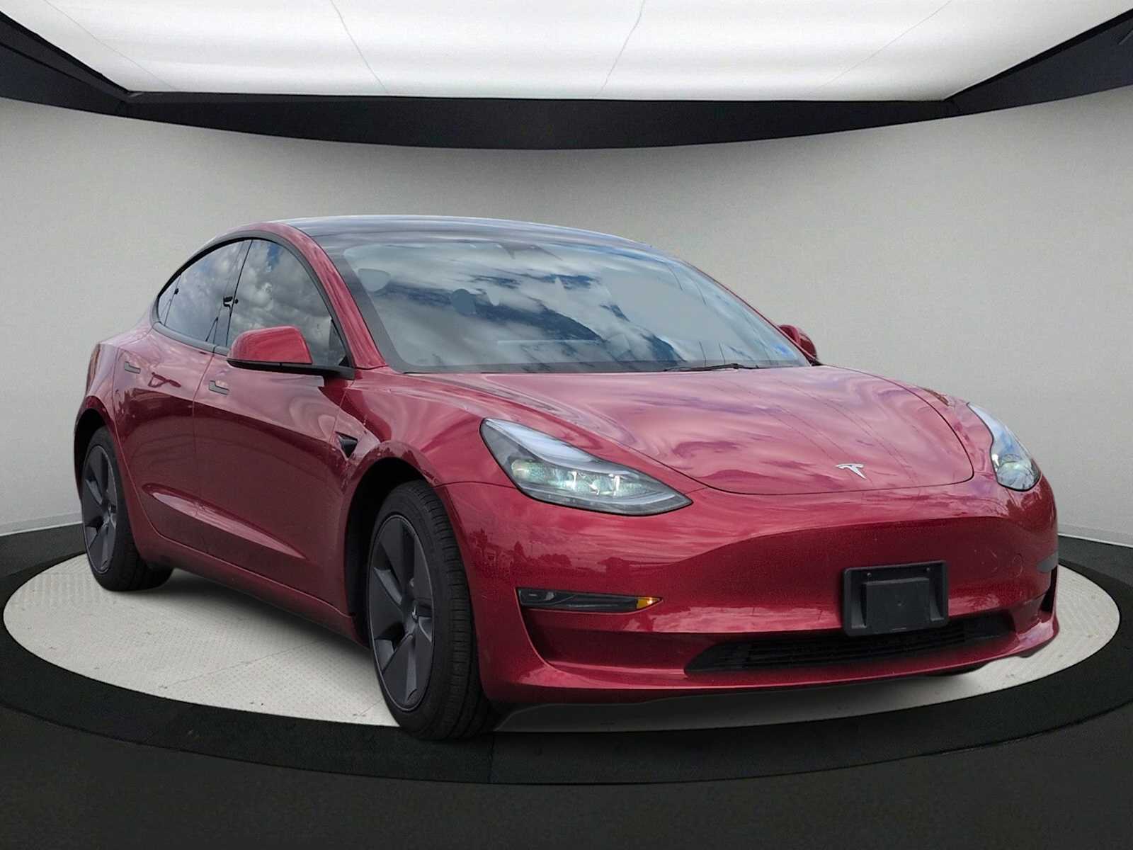 Thumbnail: 2023 Tesla Model 3 - 2