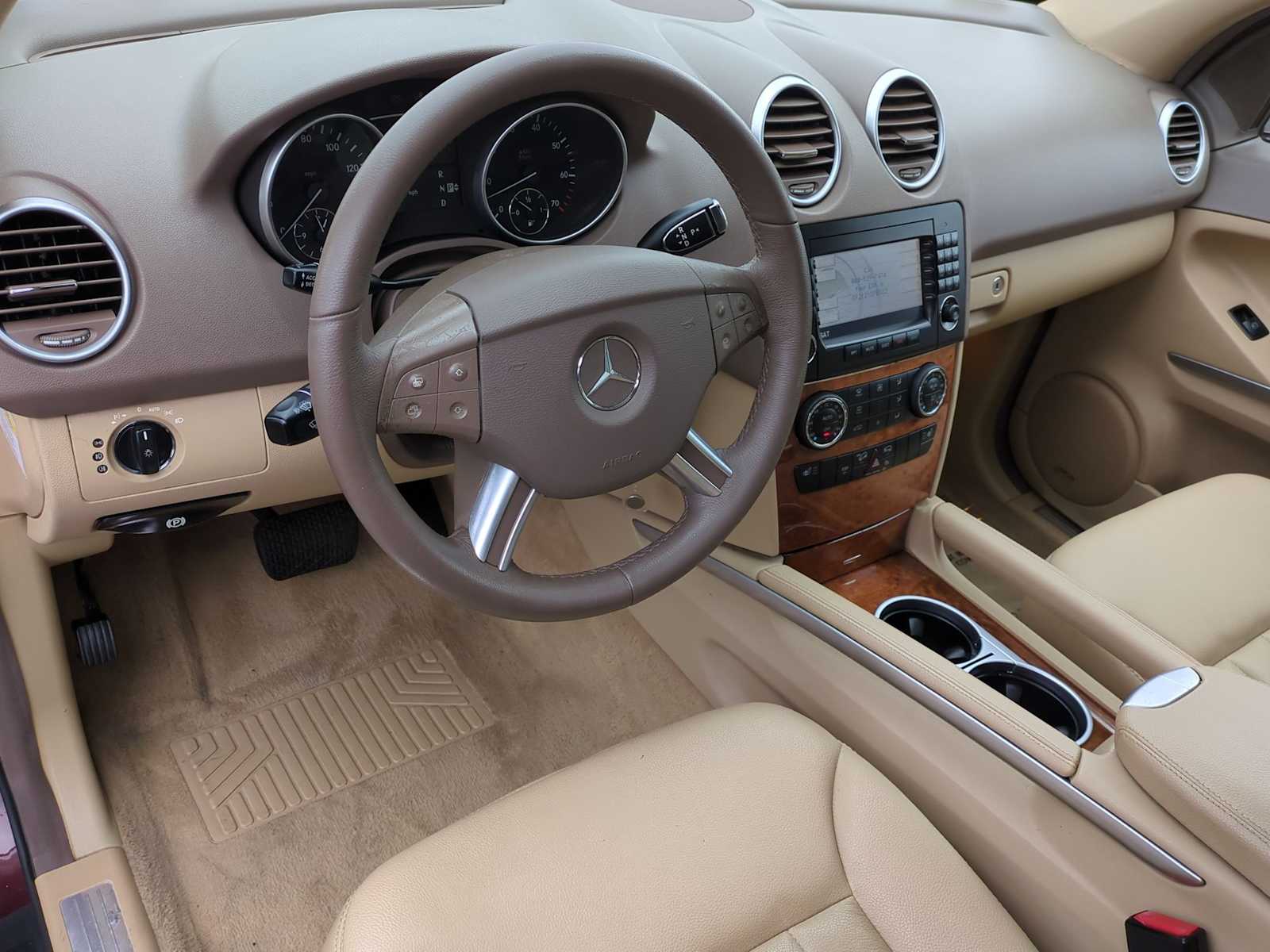 Thumbnail: 2006 Mercedes-Benz M-Class - 10