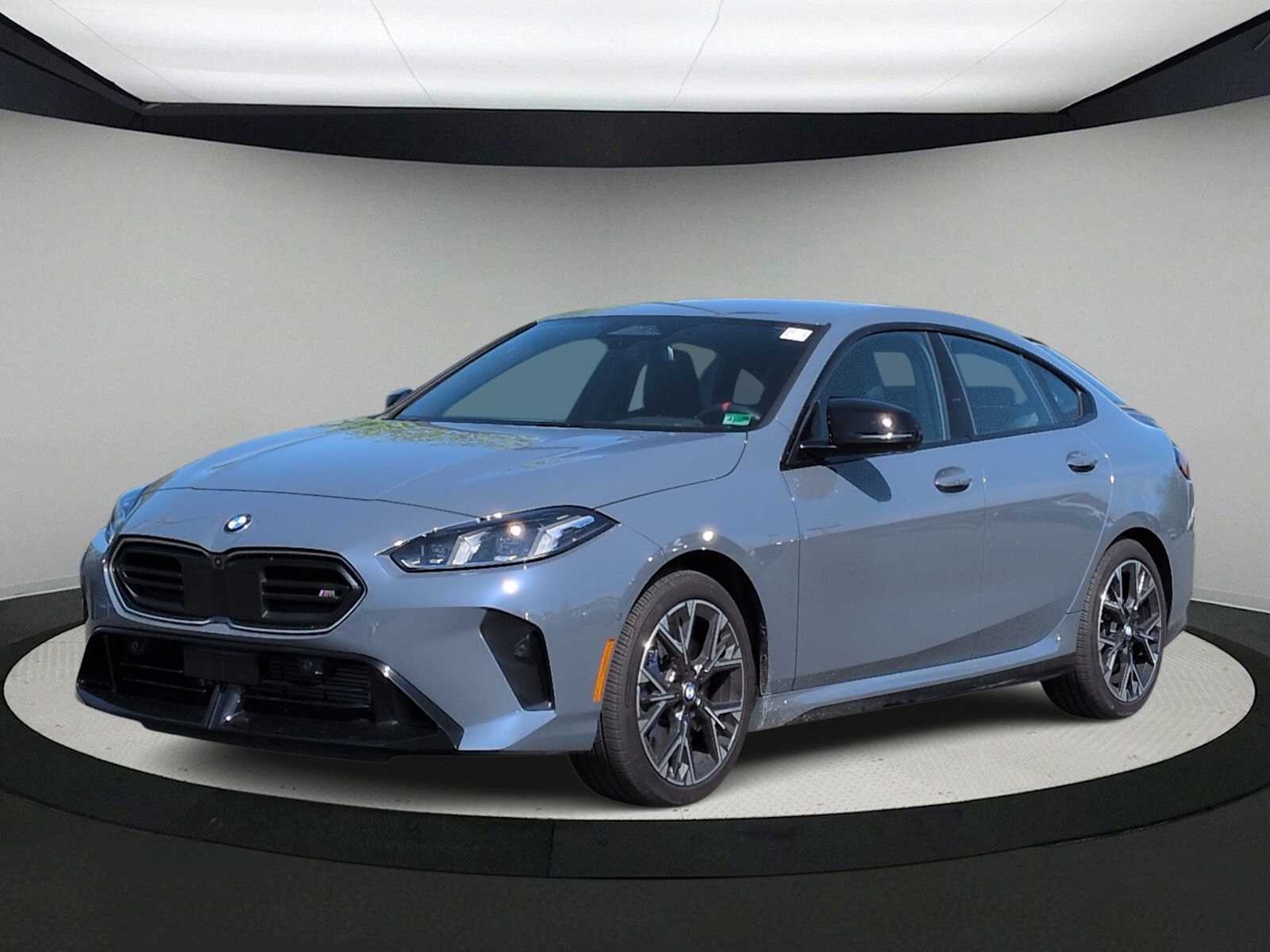Thumbnail: 2025 BMW 2 Series - 4
