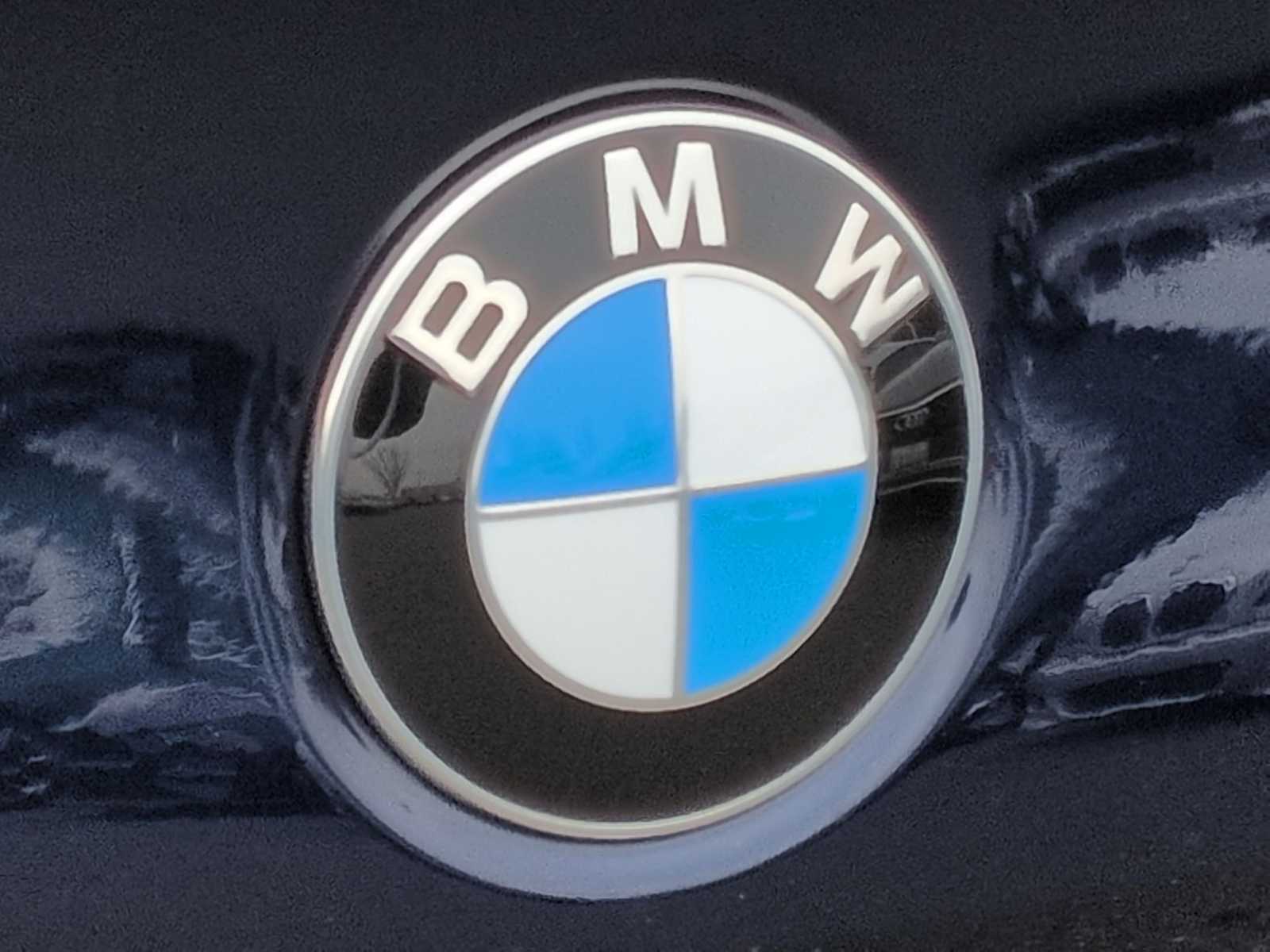 Thumbnail: 2026 BMW 5 Series - 12