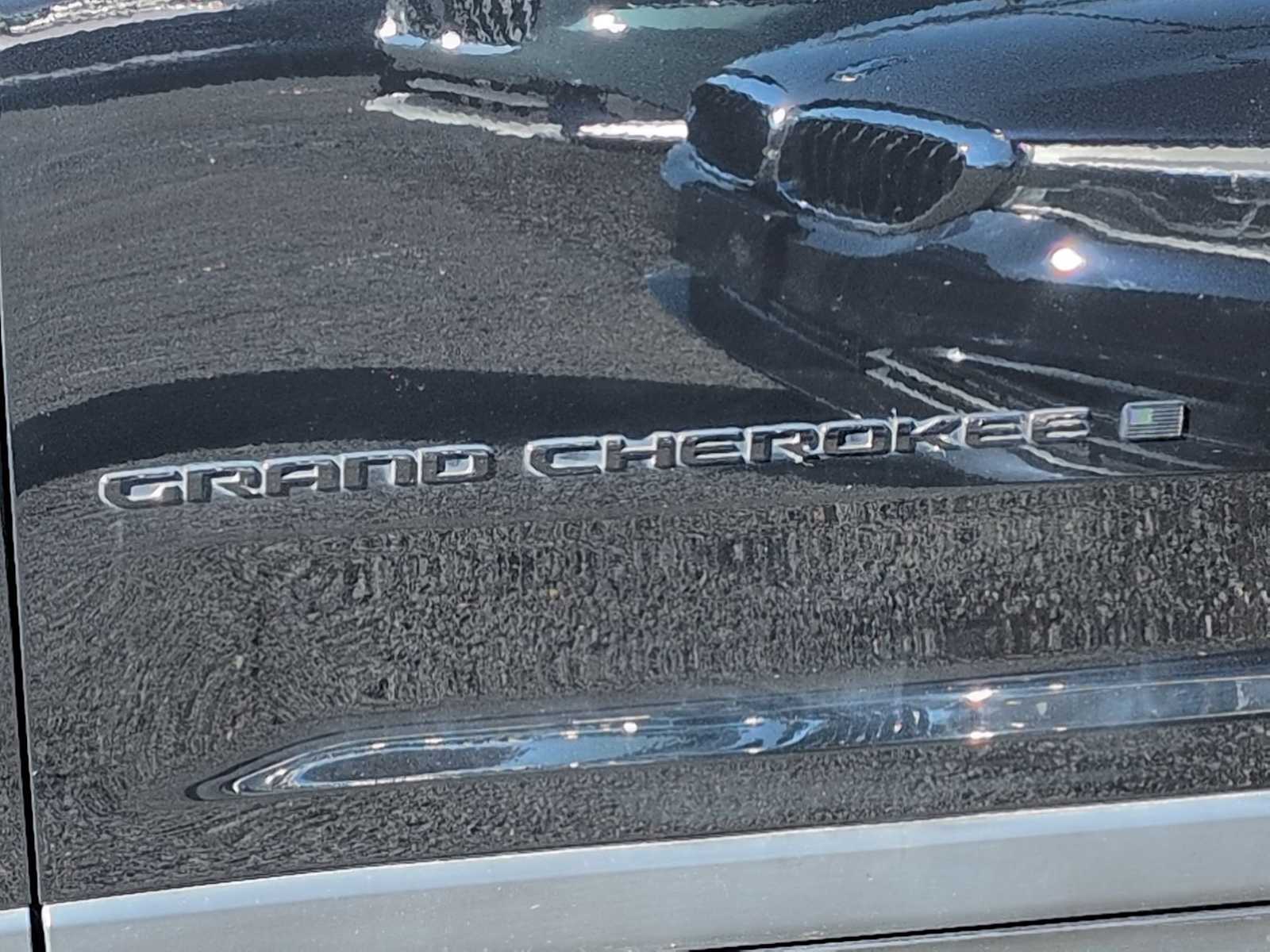 Thumbnail: 2023 Jeep Grand Cherokee - 11