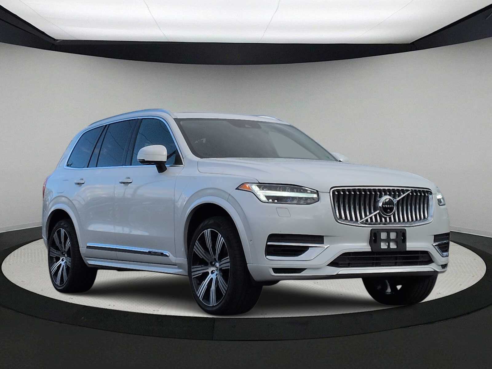 Thumbnail: 2022 Volvo XC90 - 2