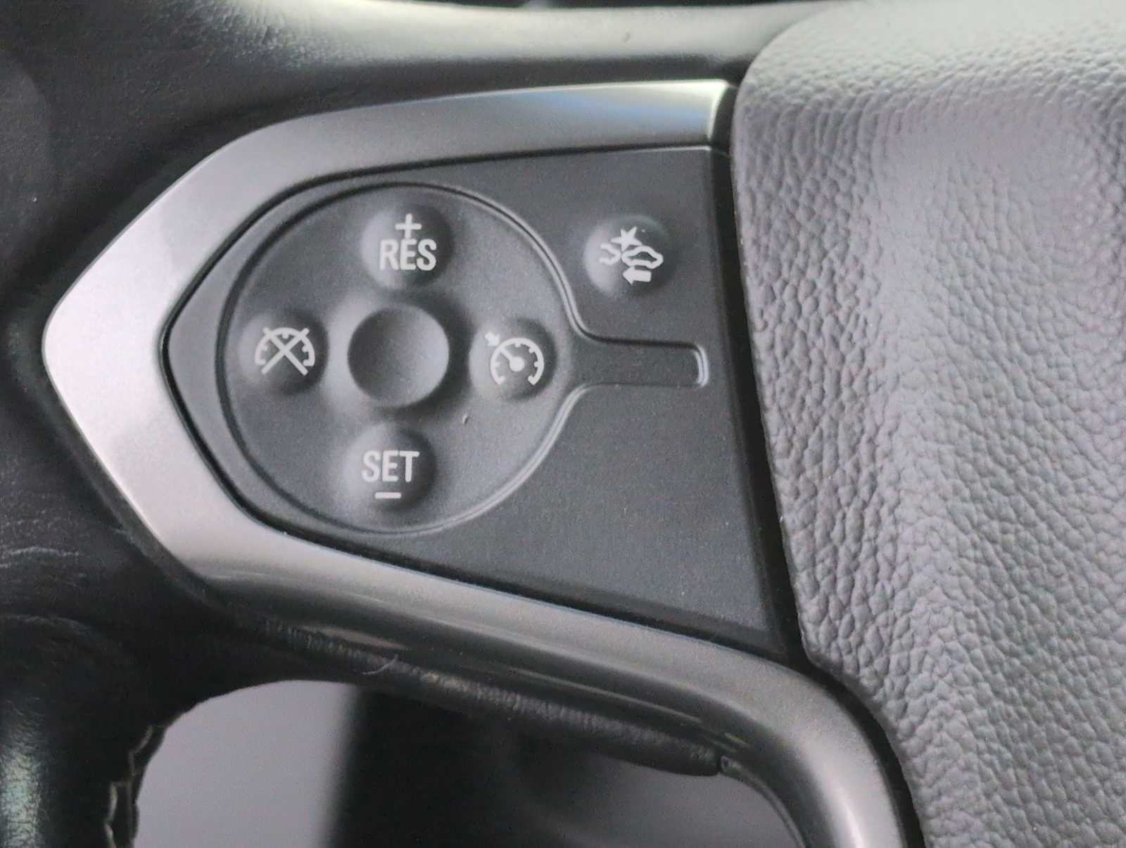 Thumbnail: 2019 Chevrolet Tahoe - 23