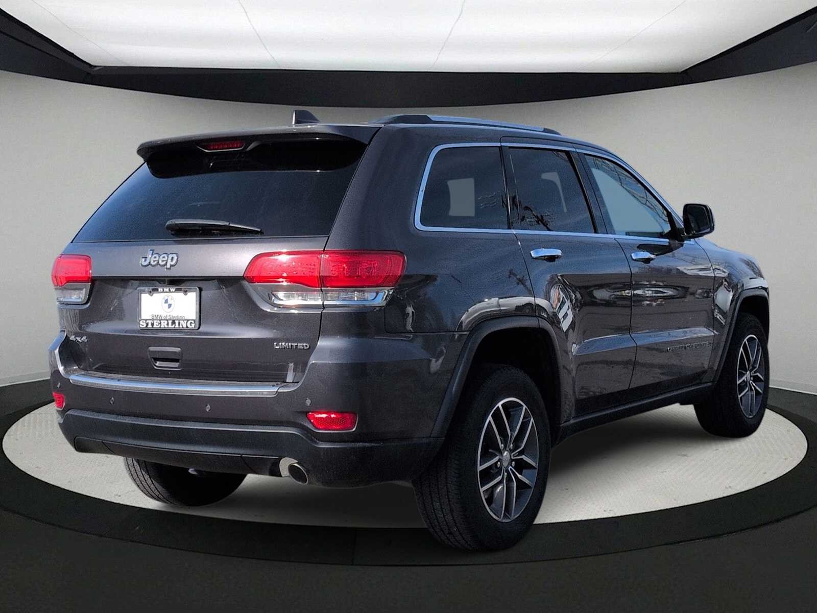 Thumbnail: 2018 Jeep Grand Cherokee - 8