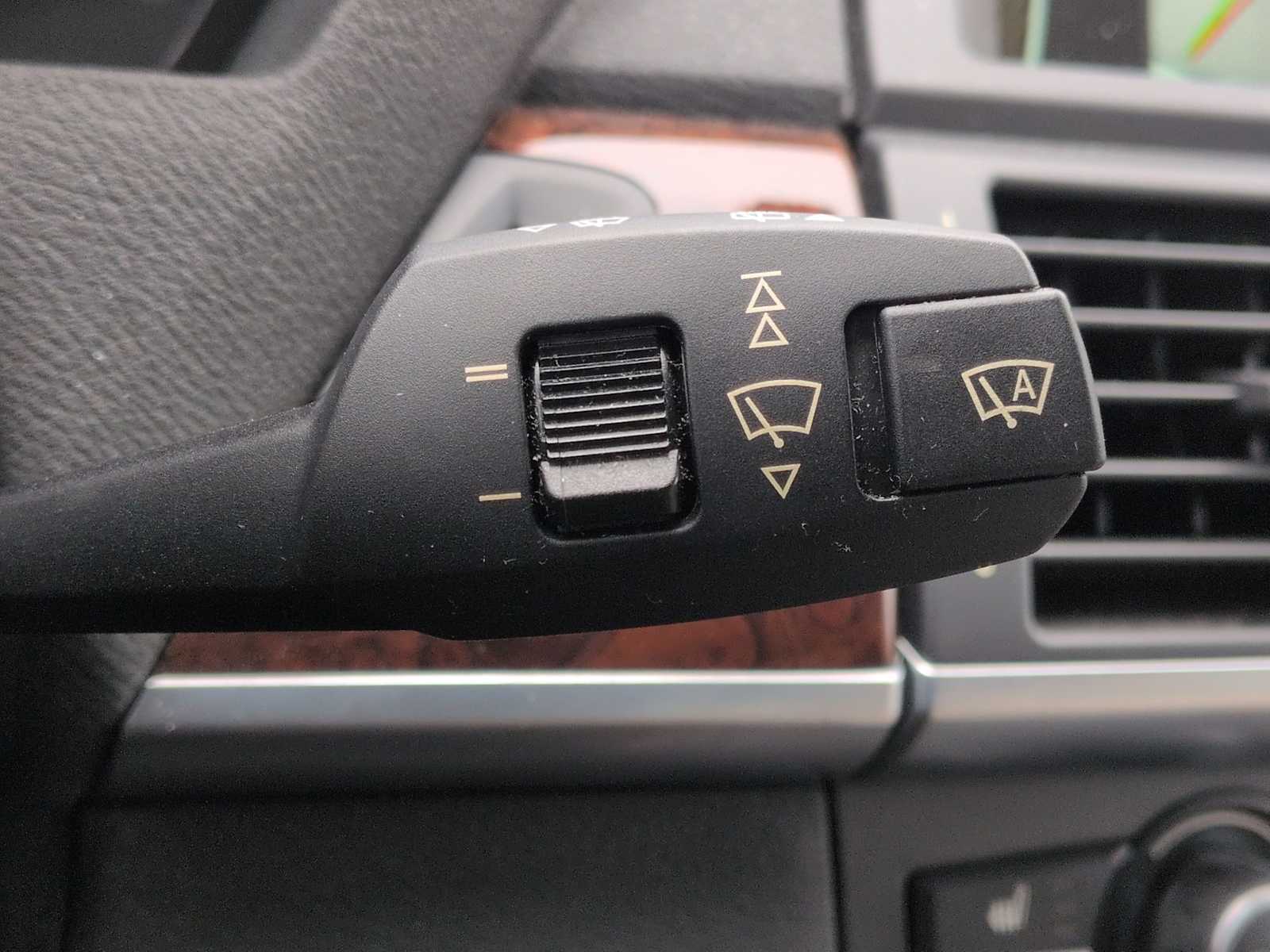 Thumbnail: 2013 BMW X5 - 28