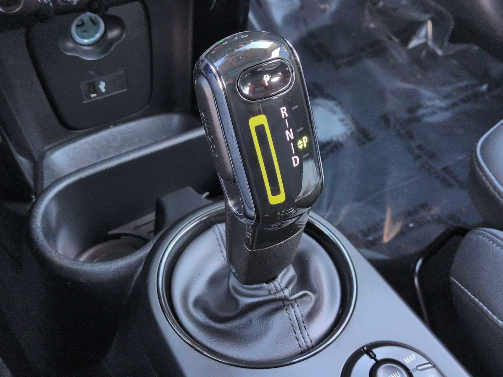 Thumbnail: 2024 MINI Cooper Hardtop - 32