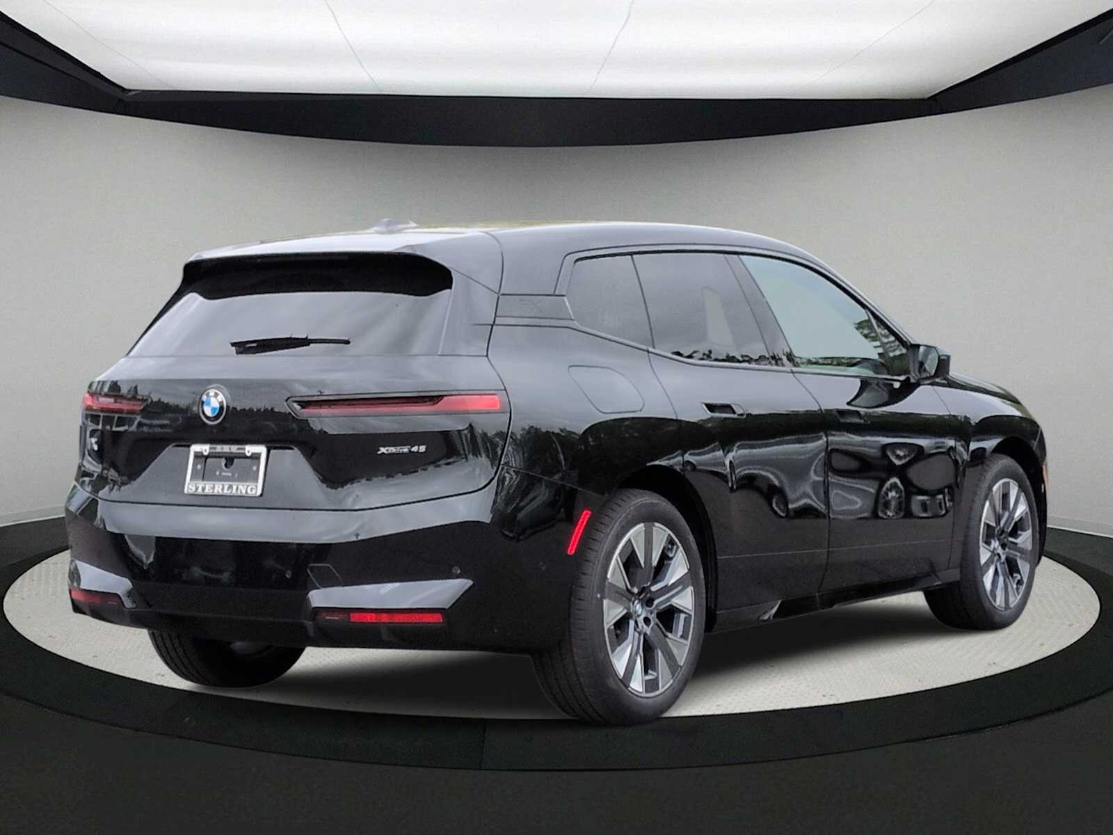 Thumbnail: 2026 BMW iX - 8