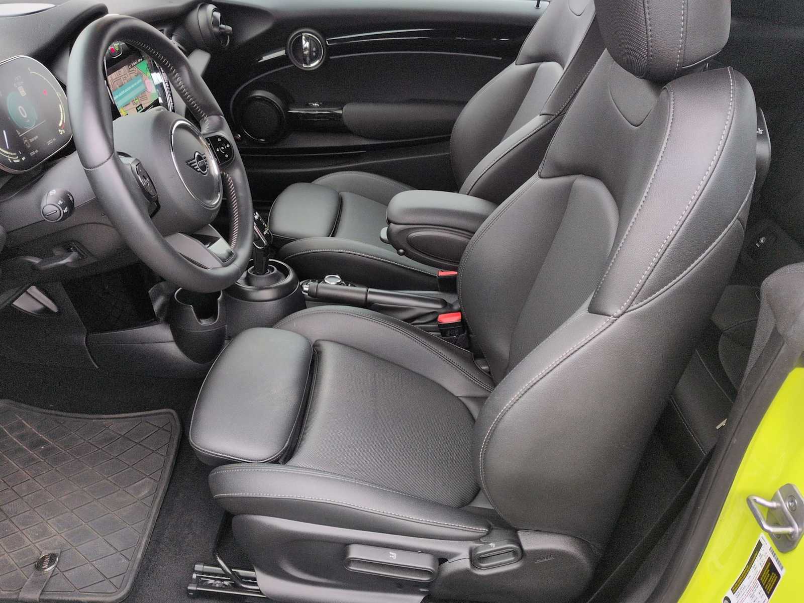 Thumbnail: 2024 MINI Cooper Convertible - 18