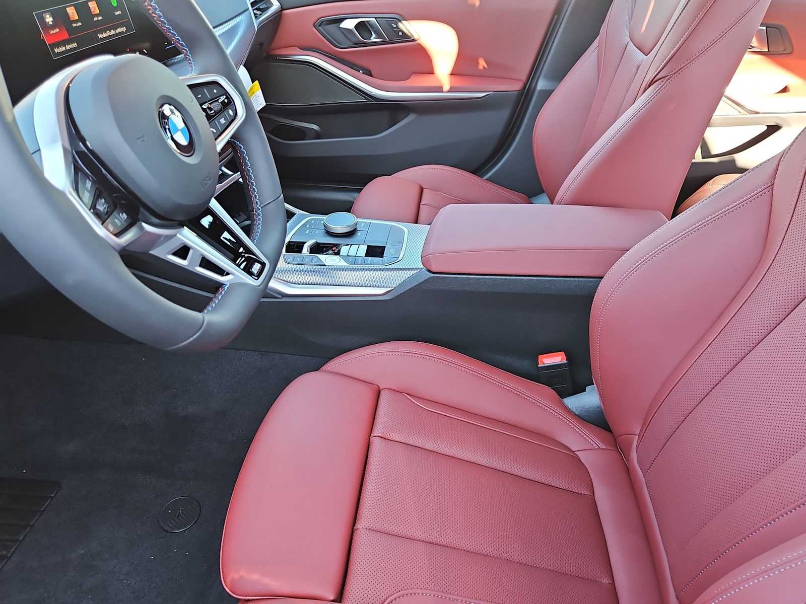 Thumbnail: 2026 BMW 3 Series - 16