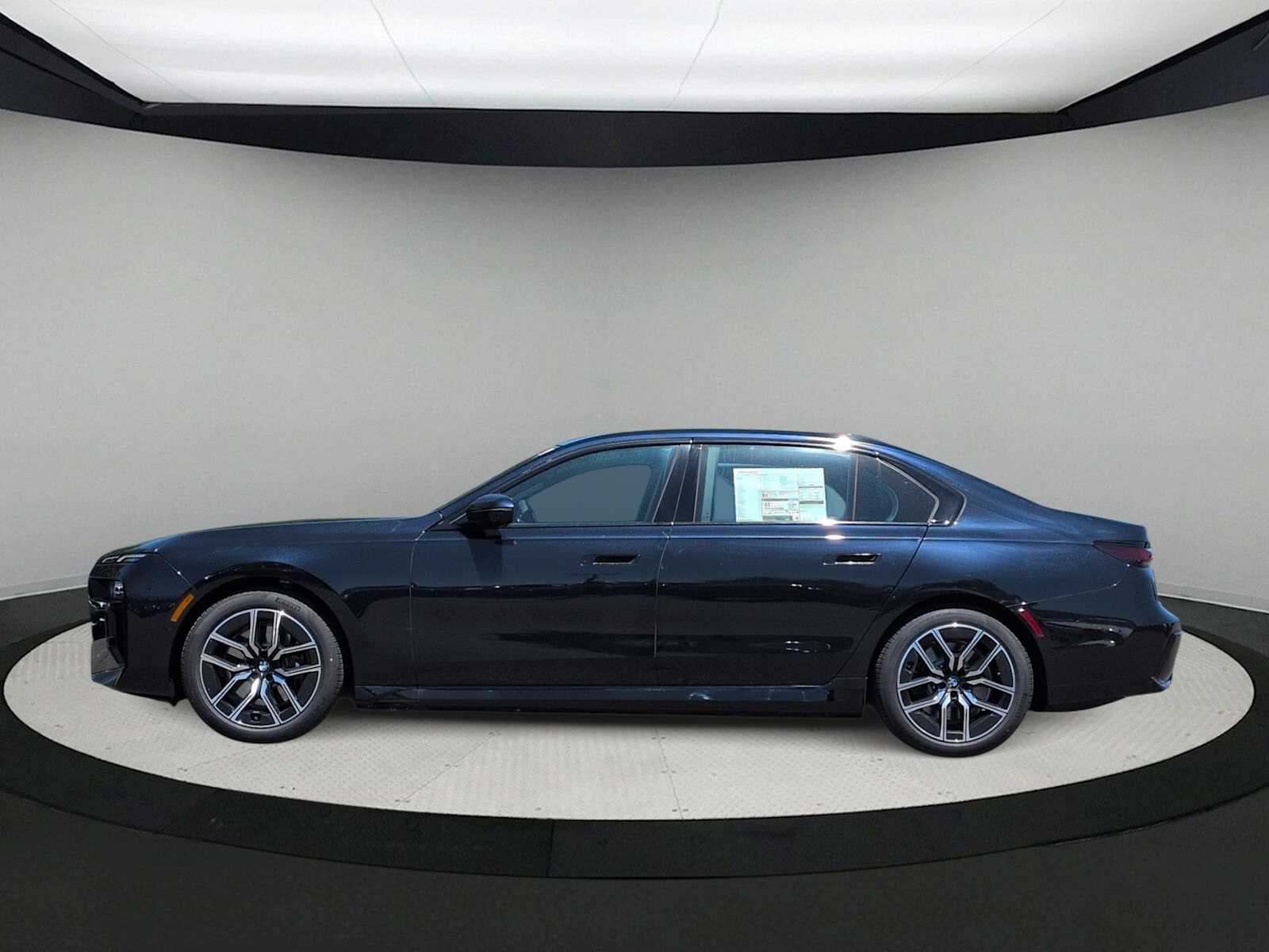 Thumbnail: 2026 BMW i7 - 5