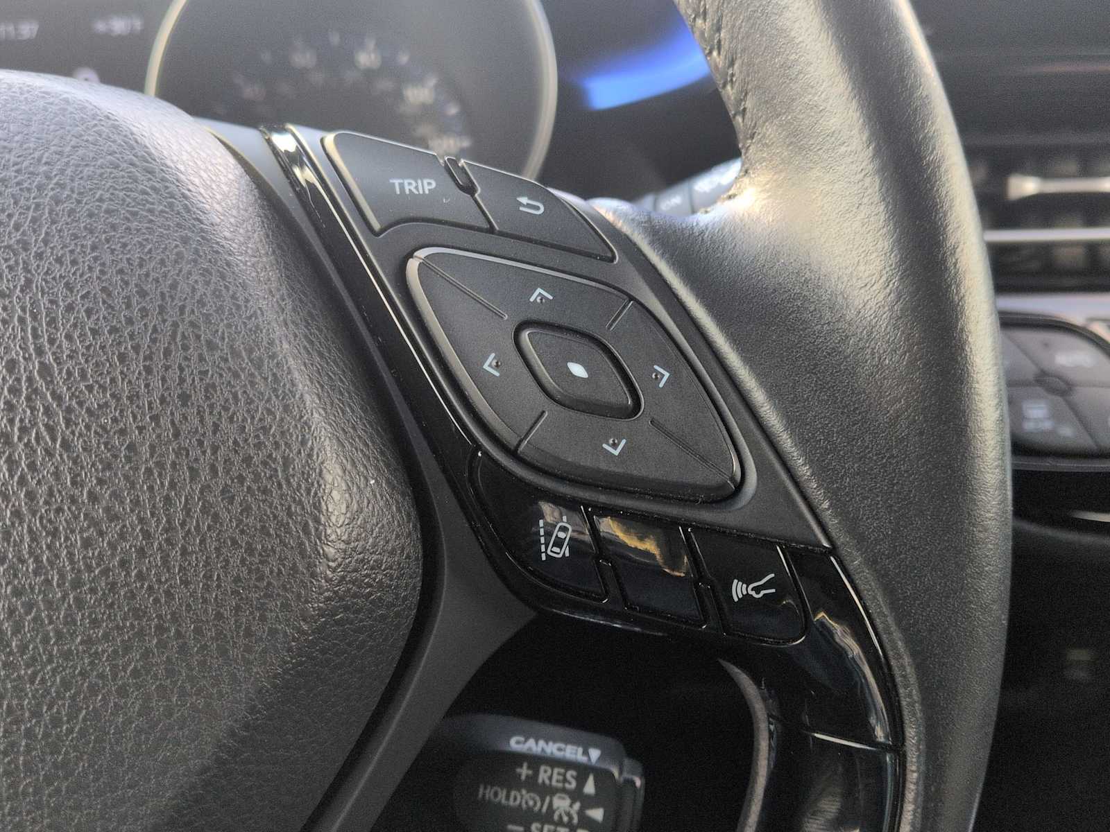 Thumbnail: 2020 Toyota C-HR - 25