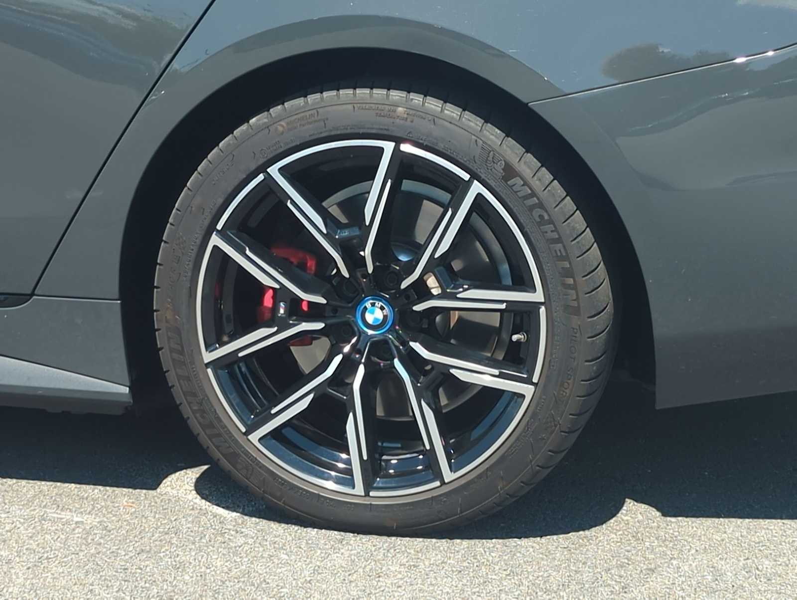 Thumbnail: 2024 BMW i4 - 13