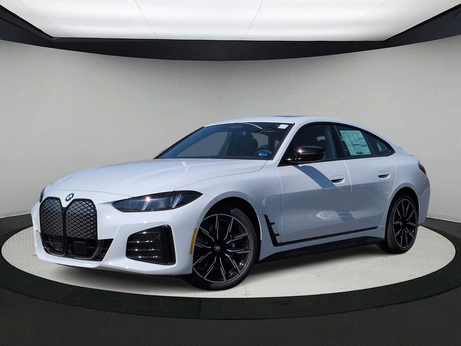 Thumbnail: 2026 BMW i4 - 1