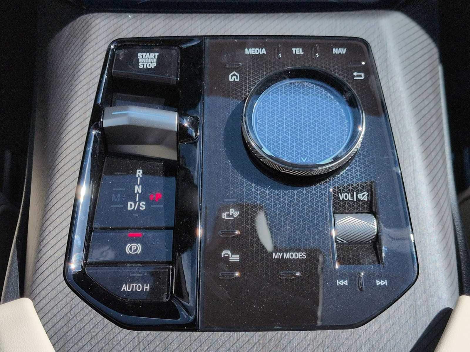 Thumbnail: 2026 BMW X3 - 32