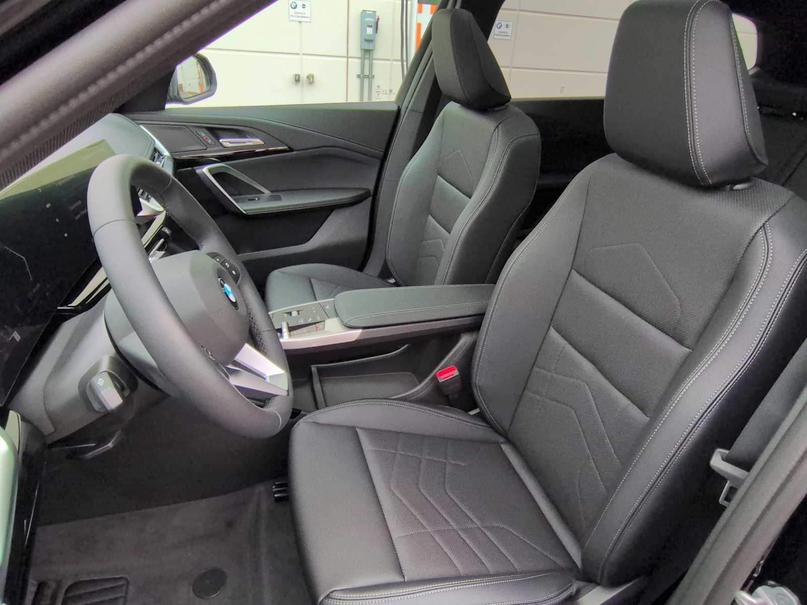 Thumbnail: 2026 BMW X1 - 17
