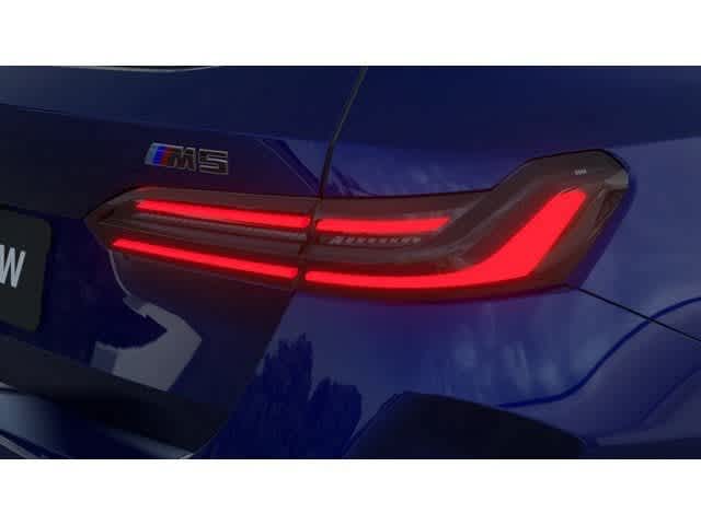 Thumbnail: 2027 BMW M5 - 8