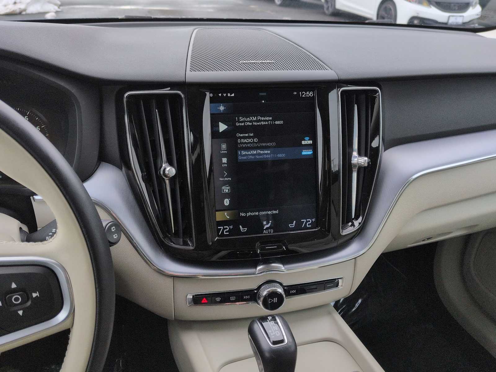 Thumbnail: 2020 Volvo XC60 - 29