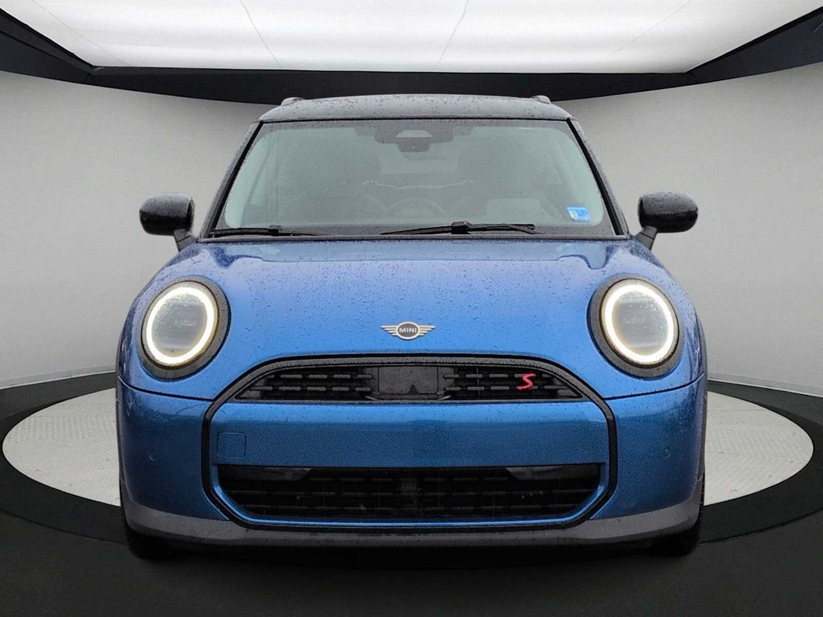 Thumbnail: 2025 MINI Cooper Hardtop - 3