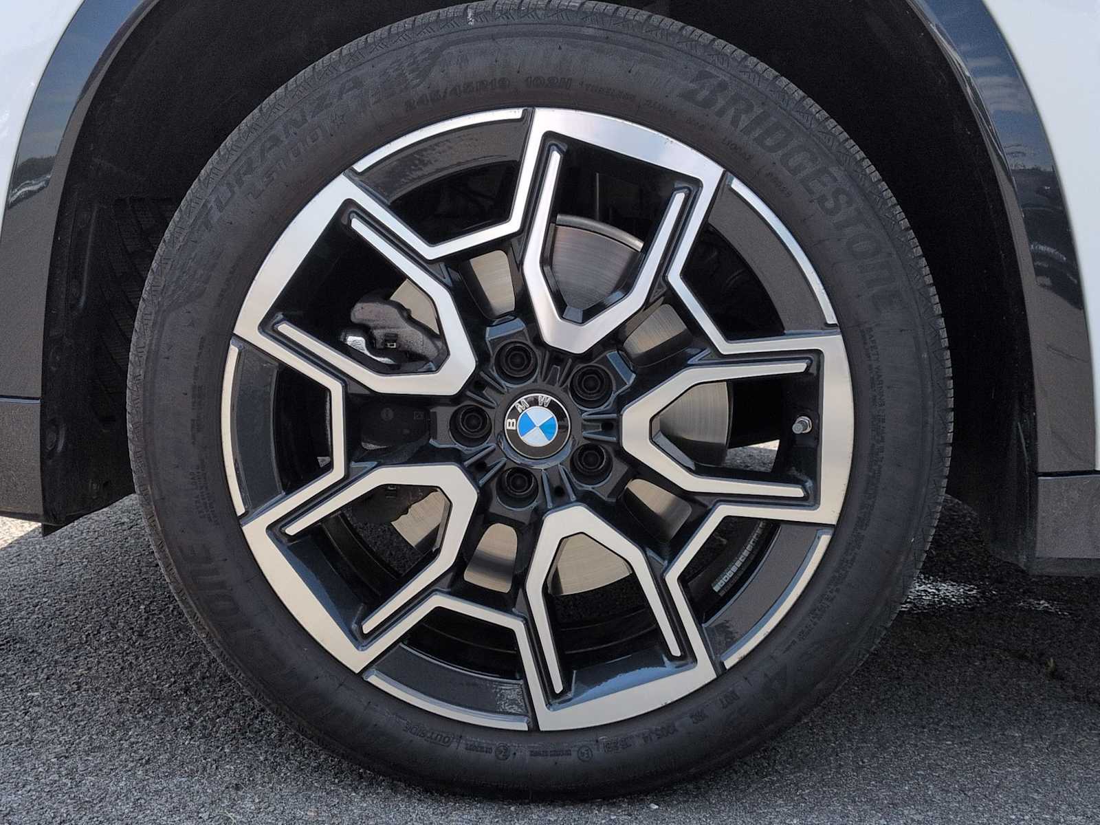 Thumbnail: 2025 BMW X1 - 14